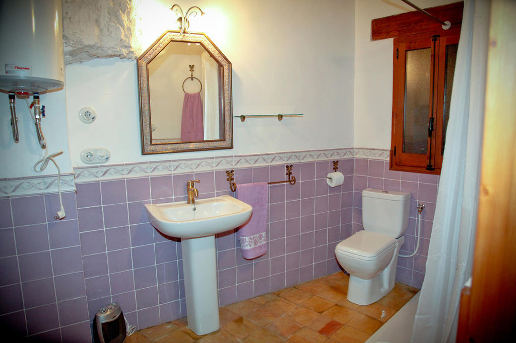 Casa Rural La Bodeguilla Alcala del Jucar Ruang foto
