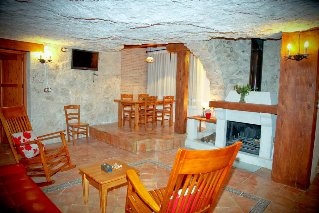 Casa Rural La Bodeguilla Alcala del Jucar Ruang foto