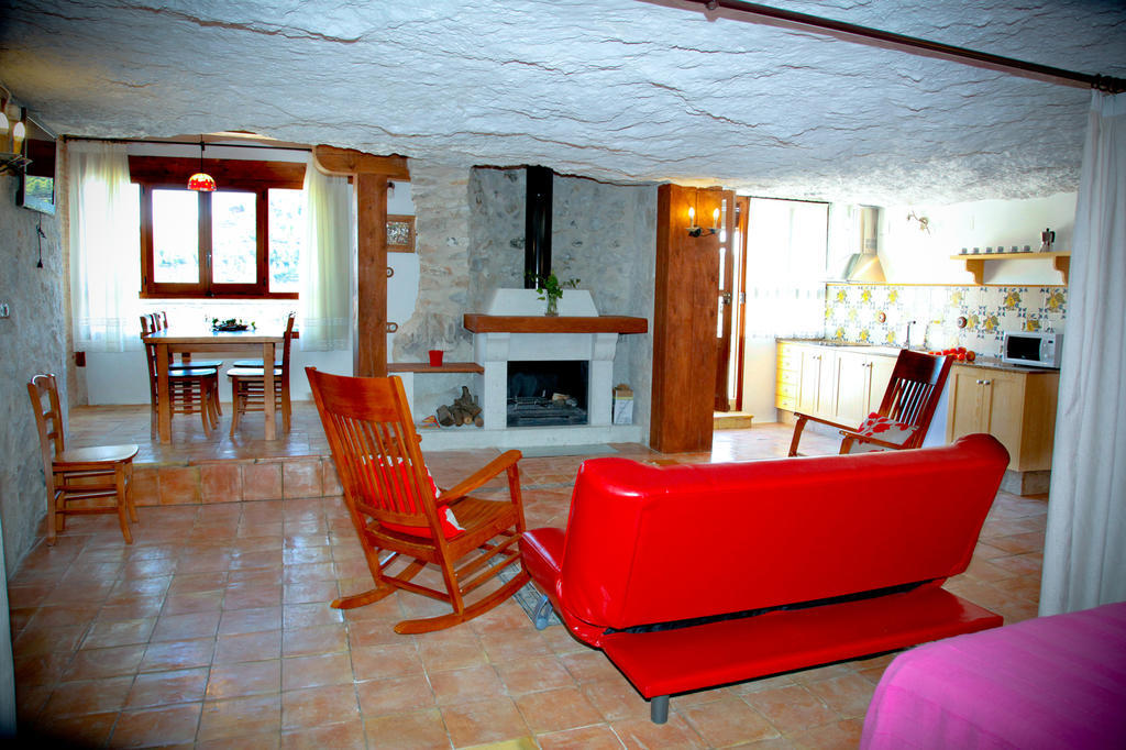 Casa Rural La Bodeguilla Alcala del Jucar Ruang foto