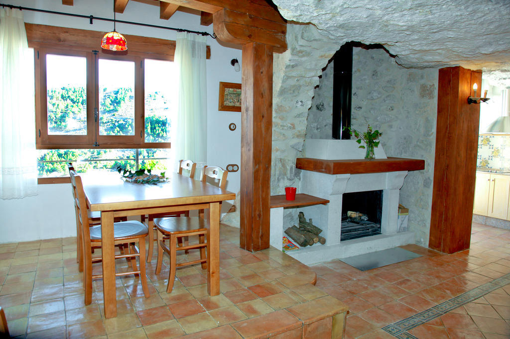 Casa Rural La Bodeguilla Alcala del Jucar Ruang foto