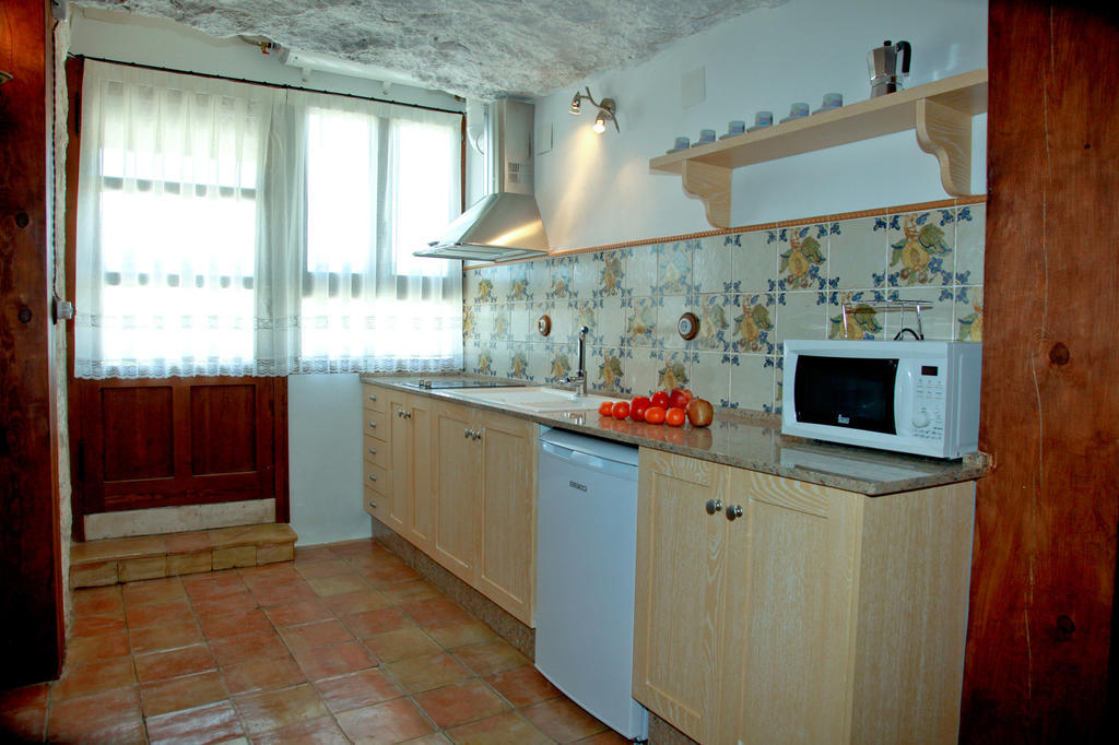 Casa Rural La Bodeguilla Alcala del Jucar Ruang foto