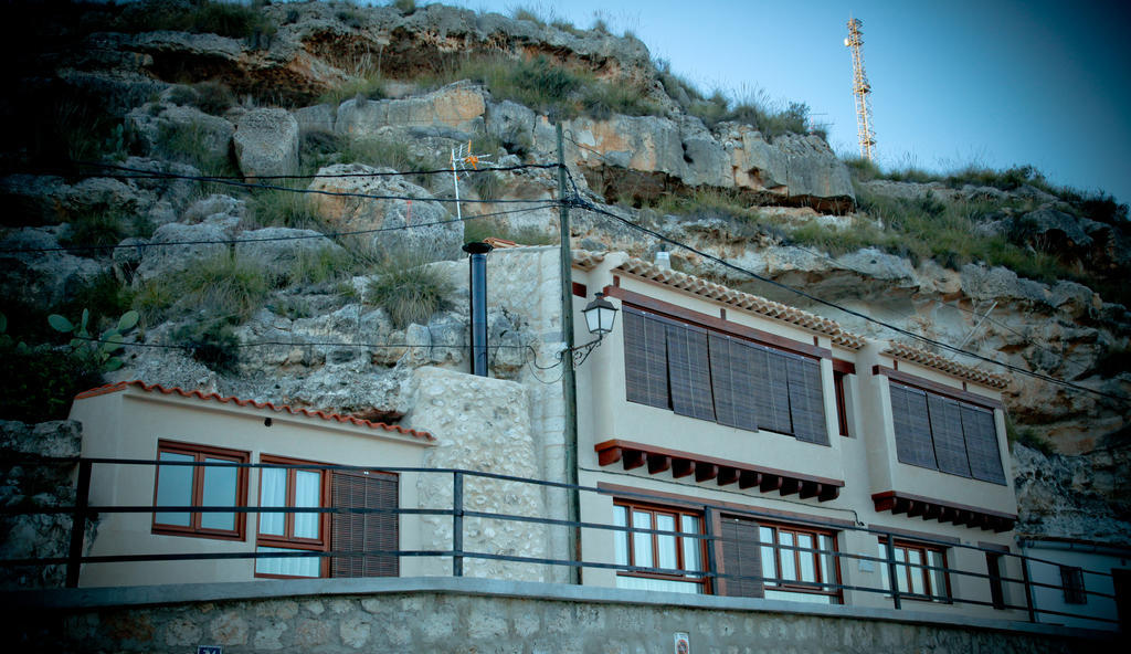 Casa Rural La Bodeguilla Alcala del Jucar Bagian luar foto