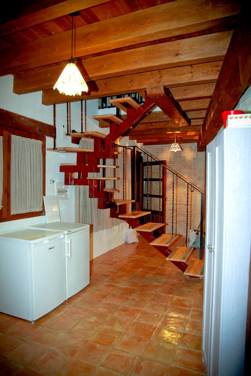 Casa Rural La Bodeguilla Alcala del Jucar Ruang foto